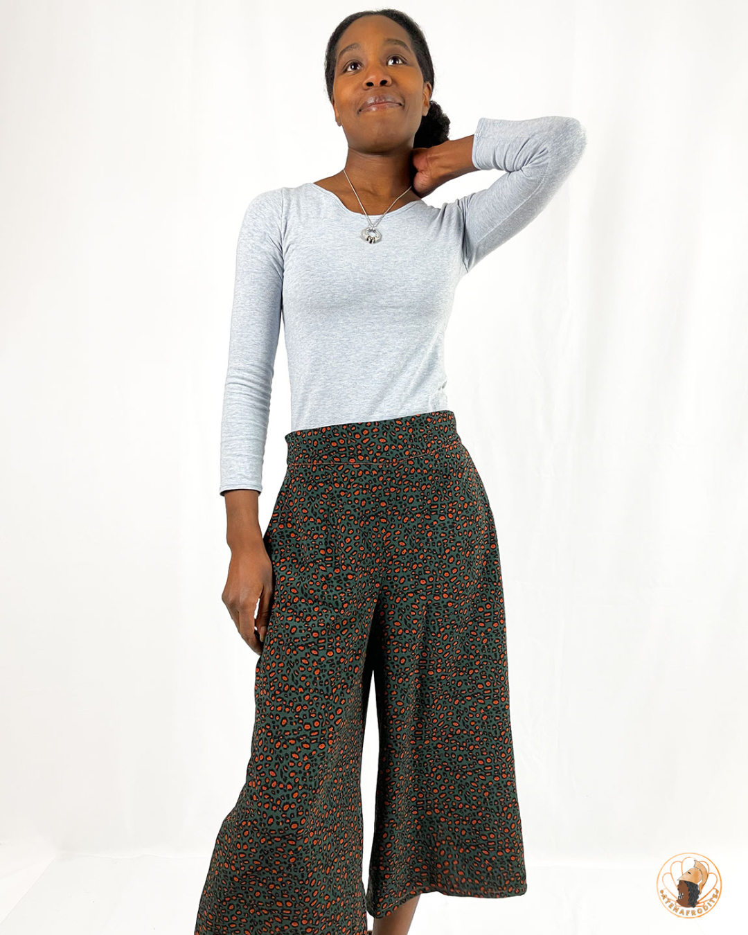 Pantalon NOSTALVITA, avec le Top DOUCELIA de Jour de Couture